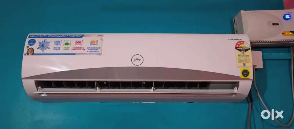 1.5 ton Godrej 3 star Inverter Ac for Sell @17999/-