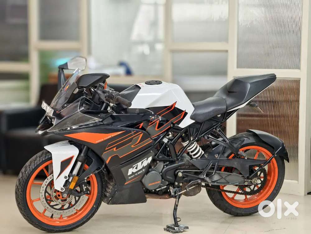 KTM RC 125 BS6