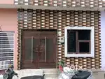 Beautiful home in50 gajj with good locality and nearer to highway