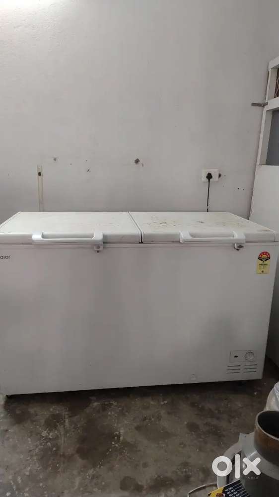 KITCHEN Equipment, Deep fridge, coffee Maker