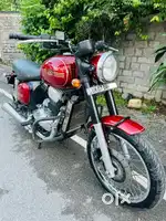 Jawa Mehroon colour