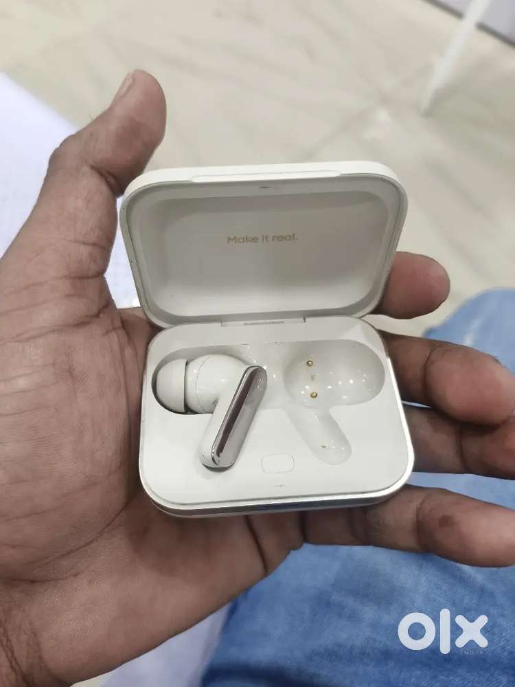 Realme air 7pro earbuds