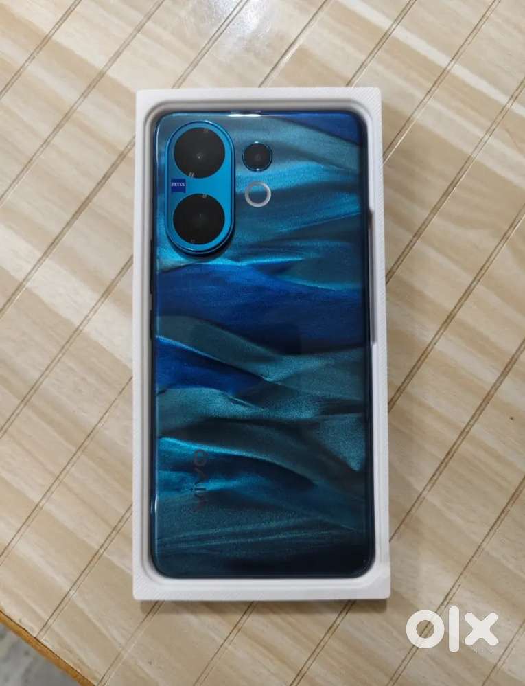 Vivo v60 8/256 1 month use Kiya hu sirf
