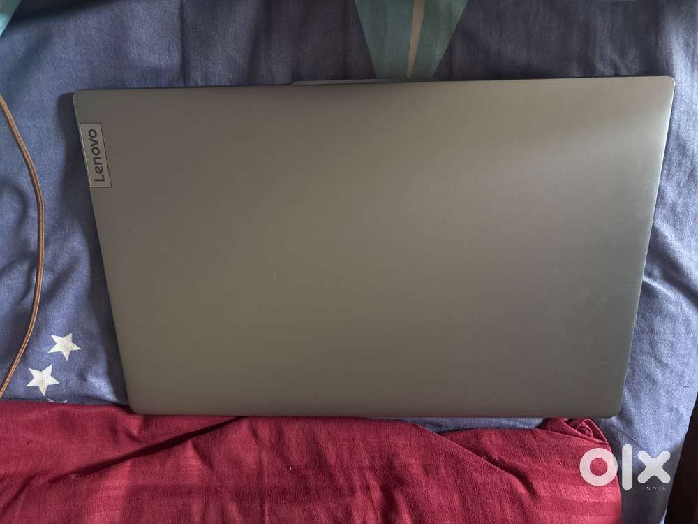 RYzen Lenovo laptop with graphic card 7000series