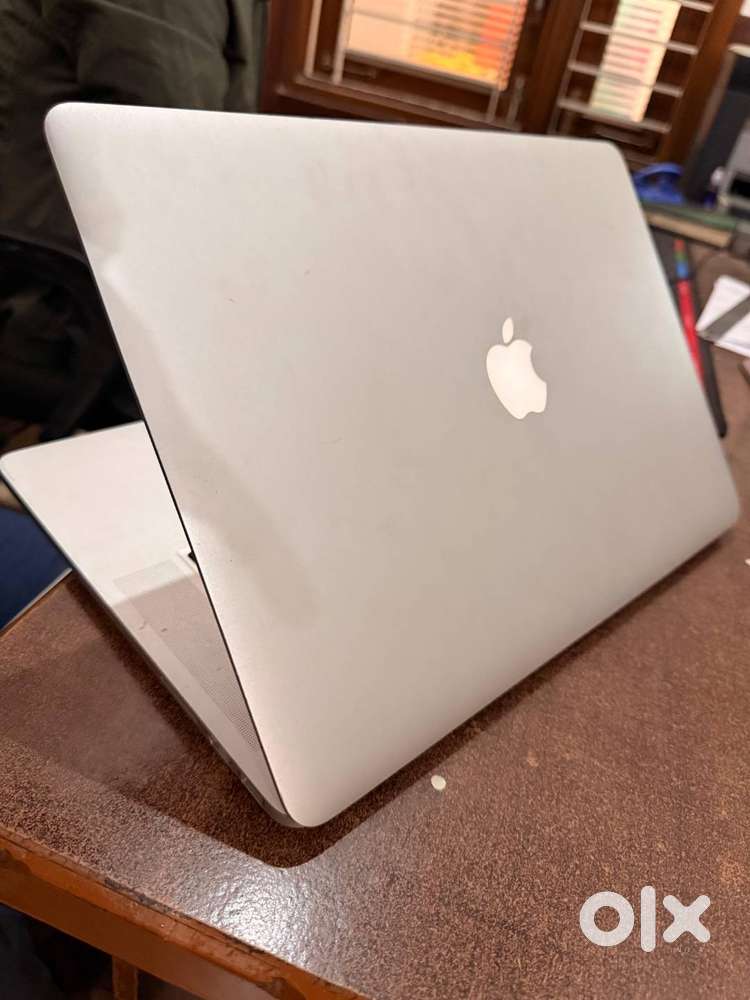 MACBOOK PRO 15 MID 2015