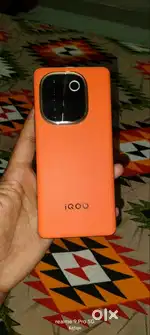 22/1/25 ko phone liye the