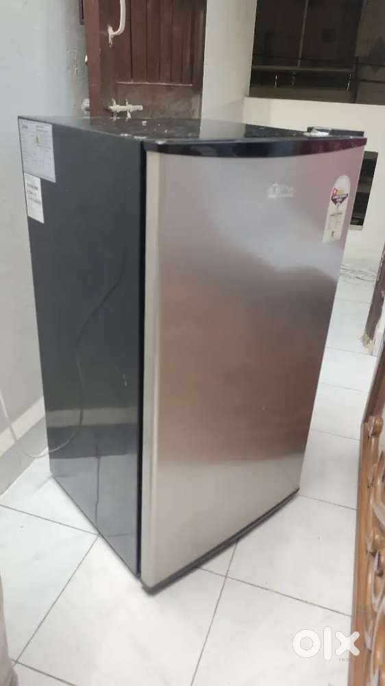 95 L Portable Refrigerator