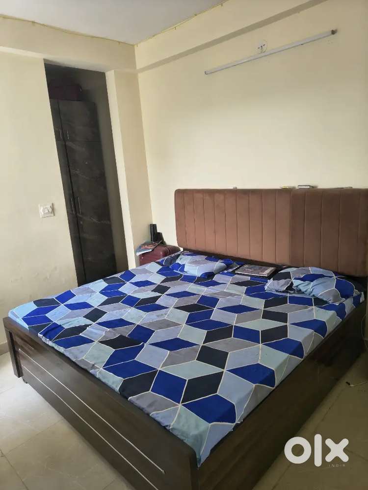 1 roommate needed for 2bhk flat near dmart jagatpura