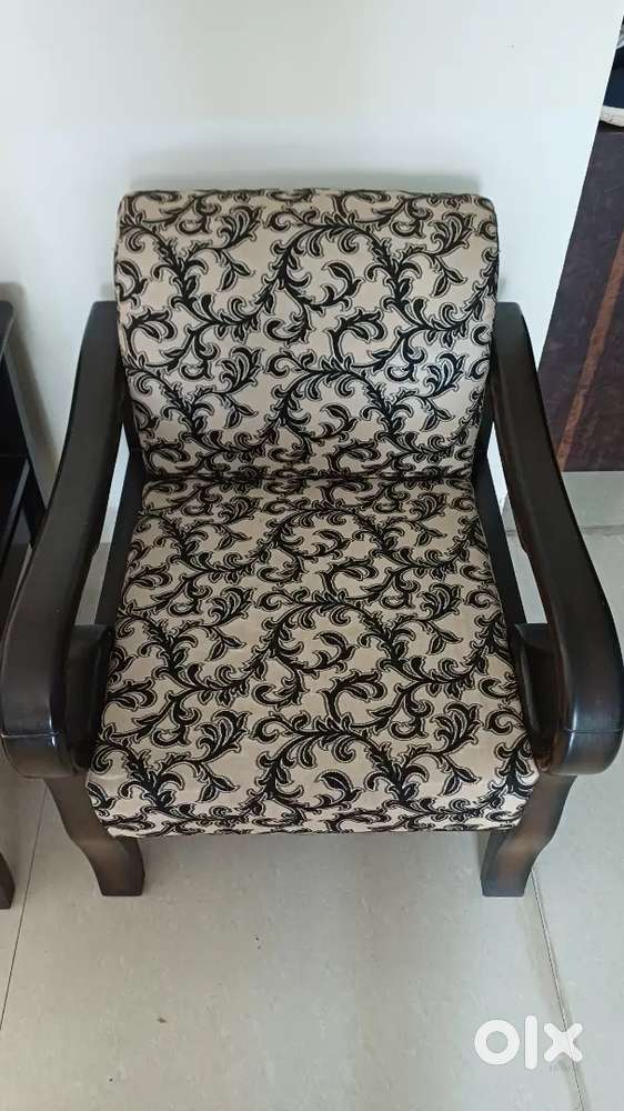 Premium Pepperfry Sofa Set