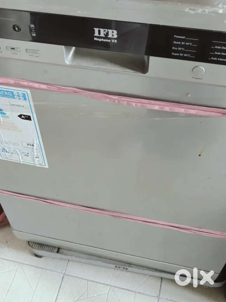 Dish washer