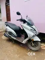 Burgman 125 second owner MH26