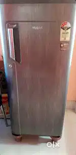 WHIRLPOOL ICEMAGIC FRIDGE