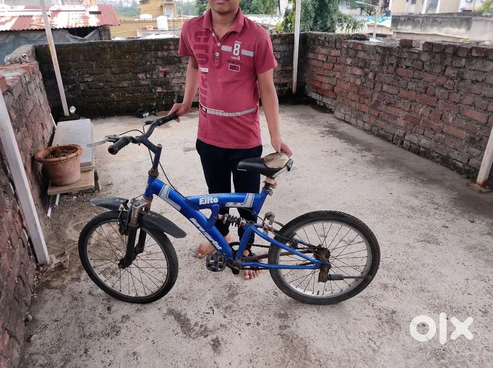 Bicycle for 10 years boy in nice condition reserve for  buying another