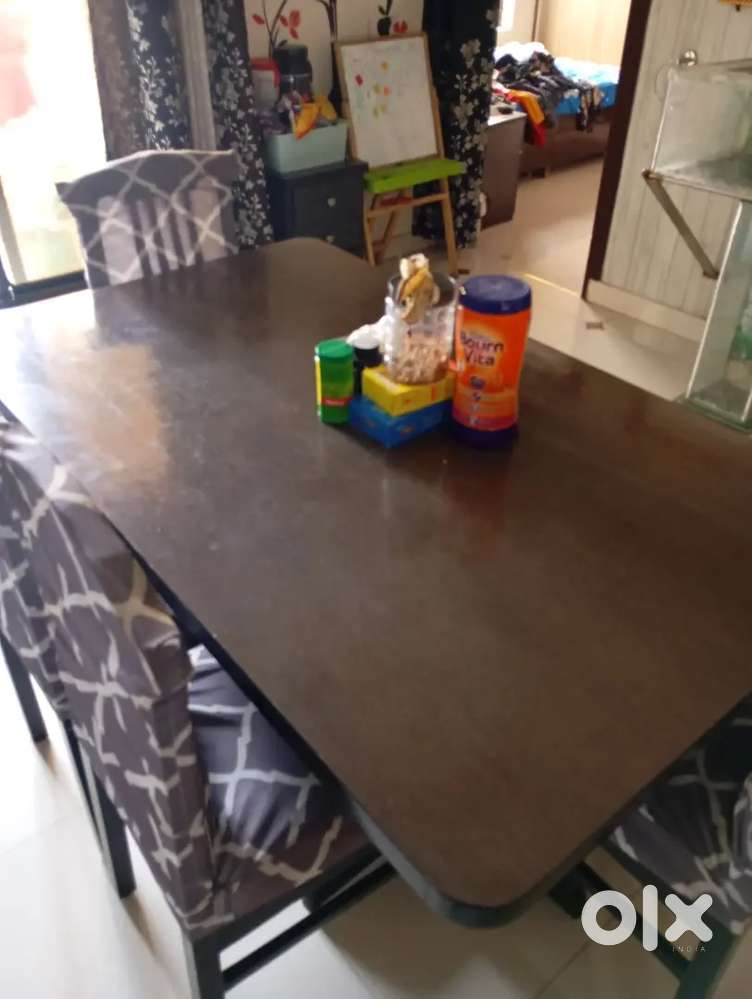 Dining table is good consition