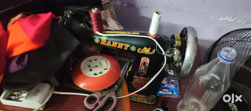 RANNY sewing machine new with power motor