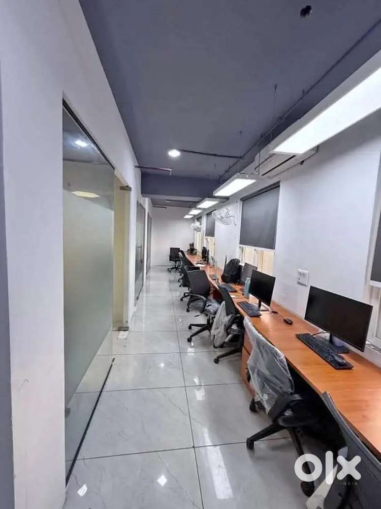 2Cabin+Cnfrnc+15Seat.Fully Furnished Office For Rent In Noida Sec16.