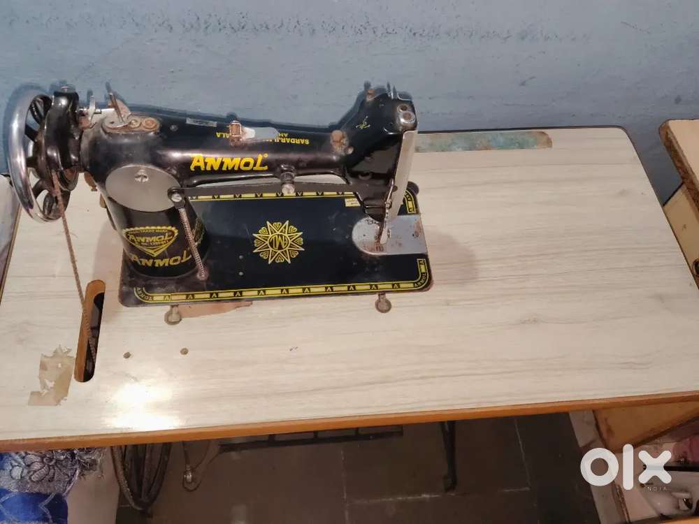Umbrella sewing machine