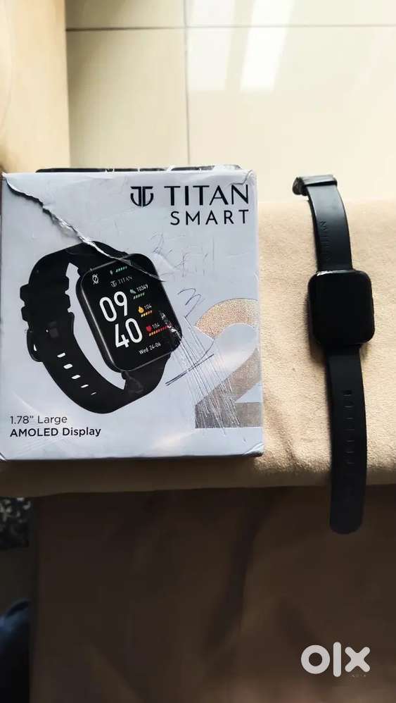 Titan smart watch