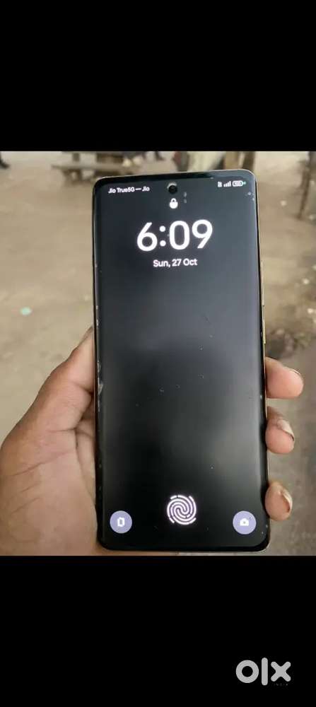 Realme 11 pro 5G brand new Condition bill box orginal charger
