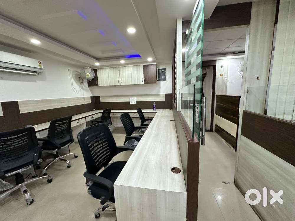 Office fully furnished prime location easy aproch