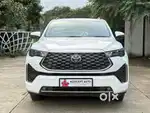 Toyota Innova Hycross 2.0 GX 7 STR, 2023, Petrol