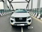 Toyota Fortuner 4X2 AT 2.8 Diesel, 2023, Diesel