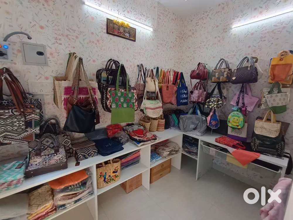Required experienced tailors for stitching cotton bags