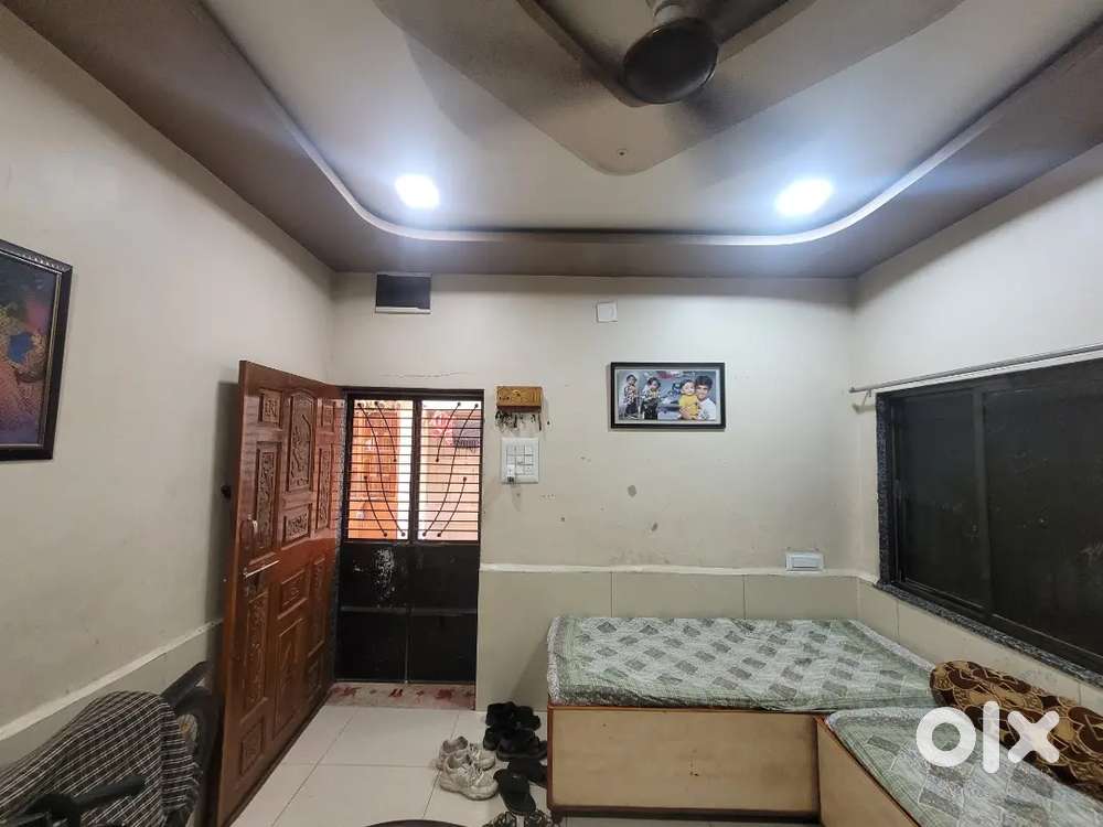 Flat sell in gayatrinagar