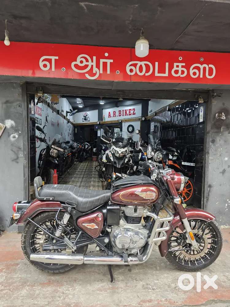 ROYAL ENFIELD STANDARD 350CC MAROON