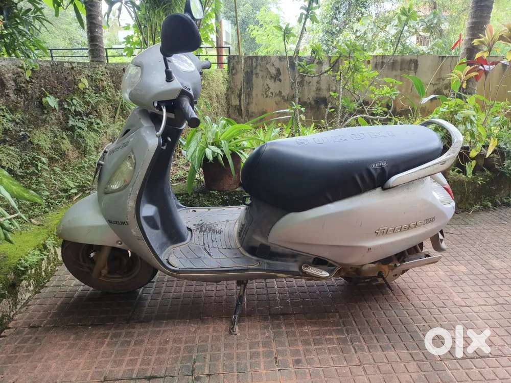 Suzuki Access 2015 year