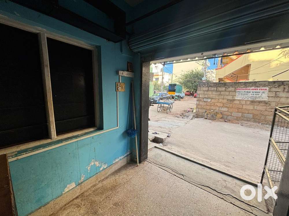 Retail shop for rent