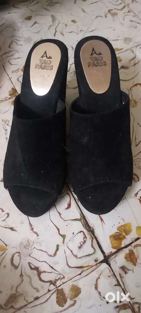 Impodate sandal for sale hardly used heels.
