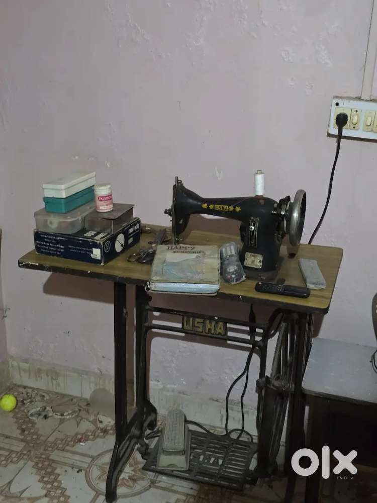 Usha sewing machine with table and motor