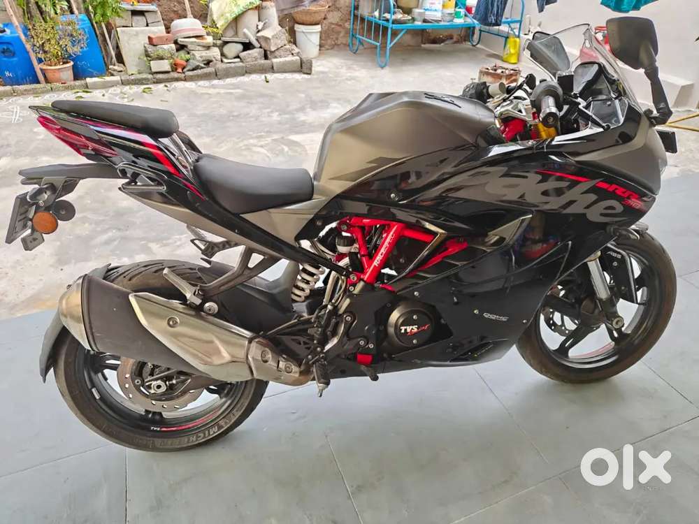 TVS Apache rr310