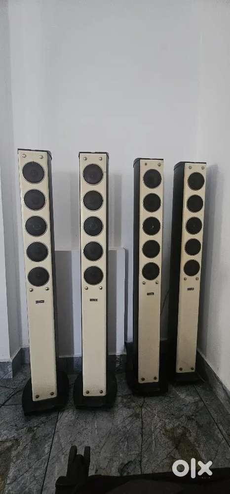TOWER STEERO SPEAKERS