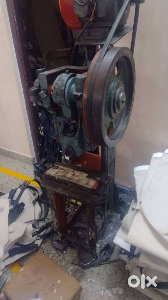 POWER PRESS MACHINE