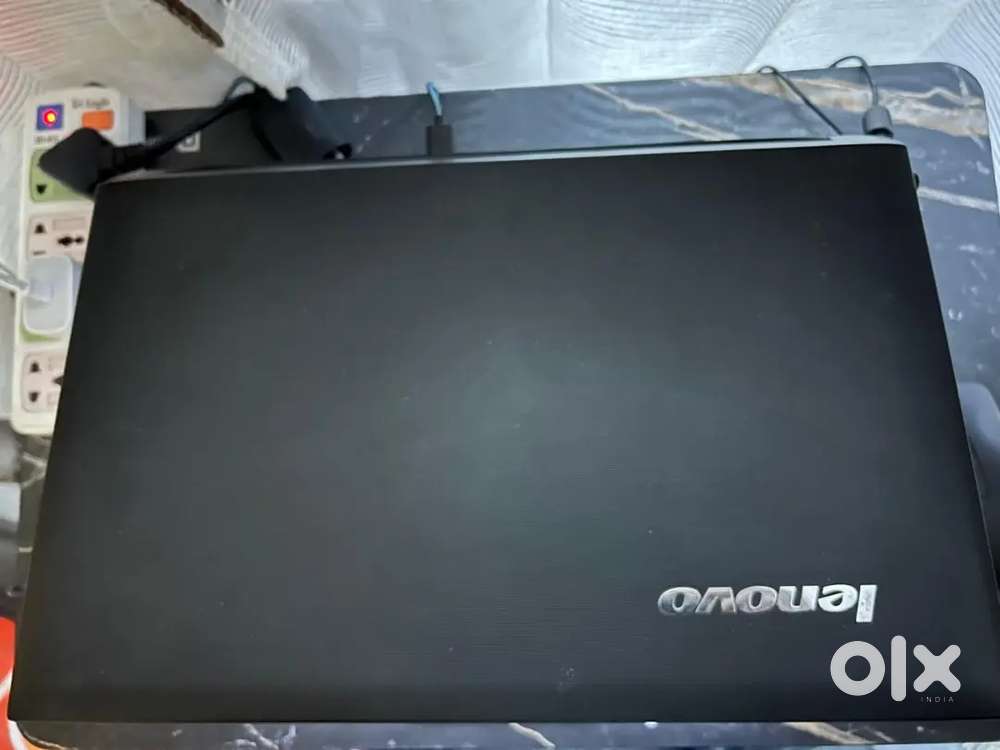 Laptop for Sale – Lenovo (Core i3, Windows 10 Pro, 8GB RAM, SSD)