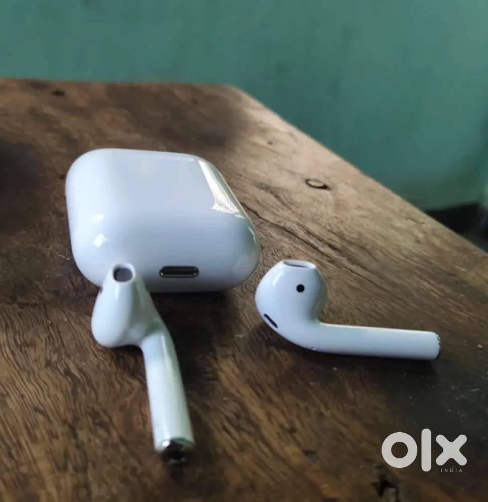 Apple AirPods