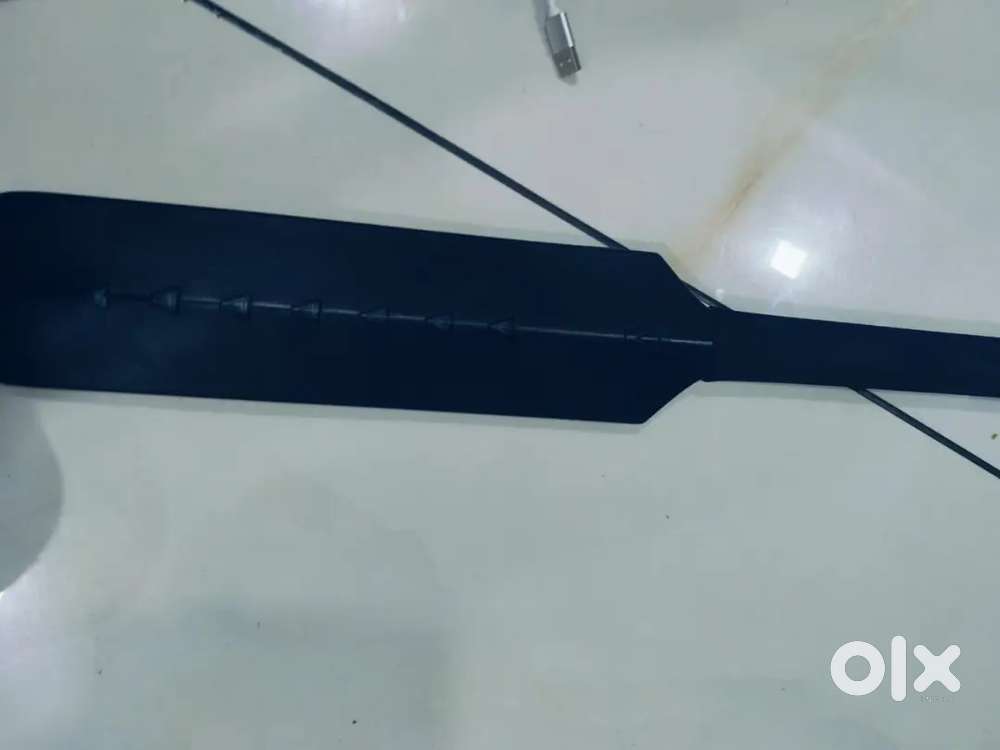 Meta shot adventist cricket bat with 1 year of vip ticket