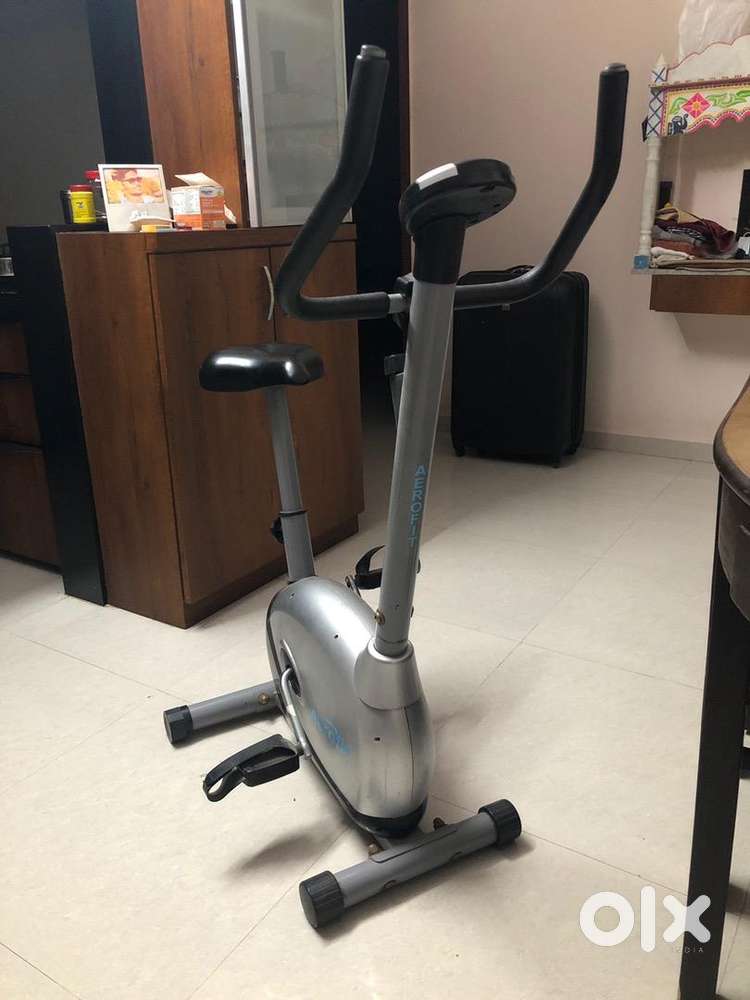 Areofit AF32 Steel Upright Bike
