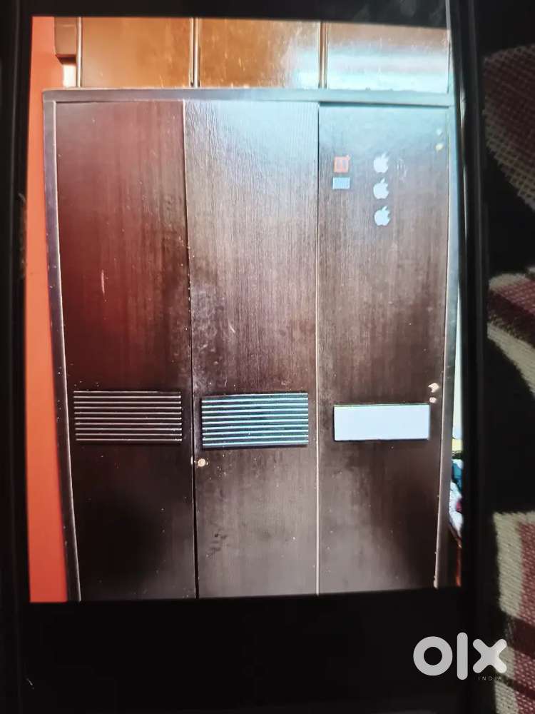 Spacious 3 door Cupboard for clothes - Good Condition