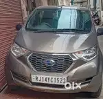 डैटसन रेड़ी-गो फर्स्ट ओनर बहुत कम चली हुई मात्र 18000 किलोमीटर