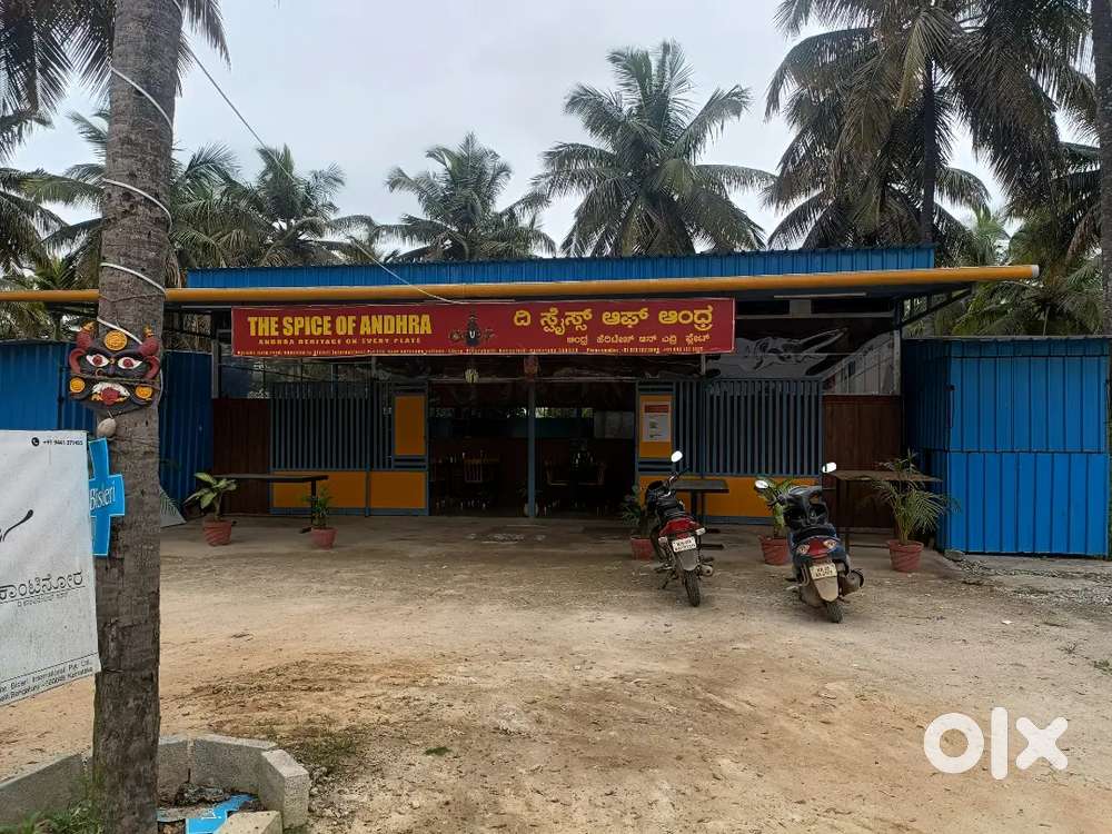 Restaurant for sale with out land..