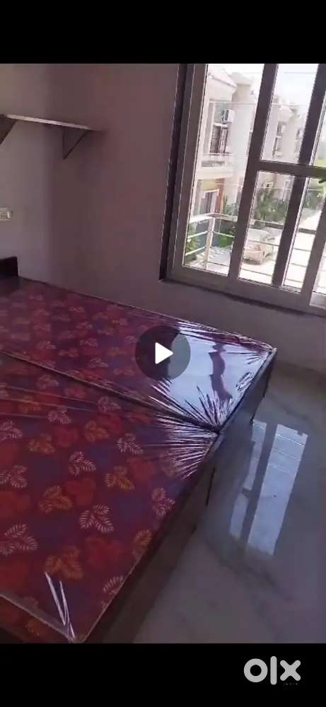 Fully furnished new construction