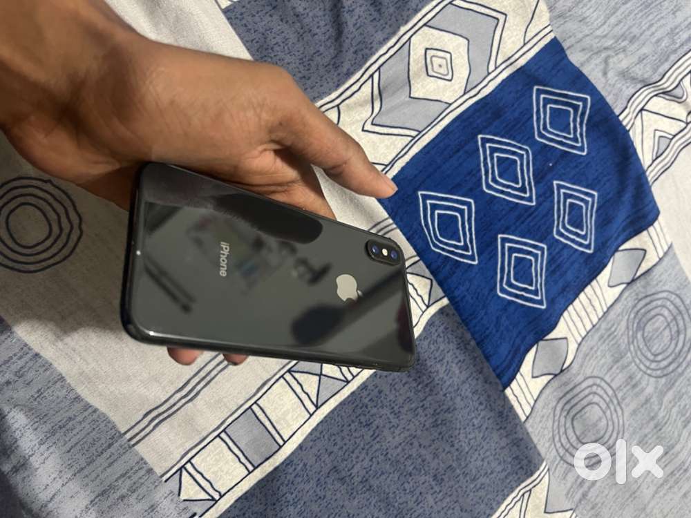 Apple iPhone X  Excellent Condition  With Box  Minor Scratches Only