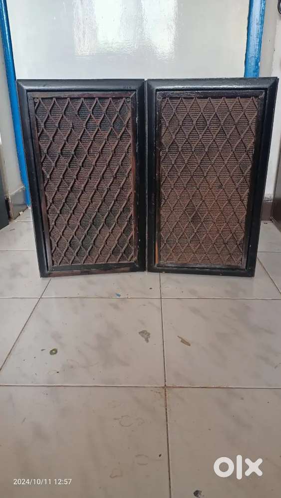 Murphy vintage stereo speakers