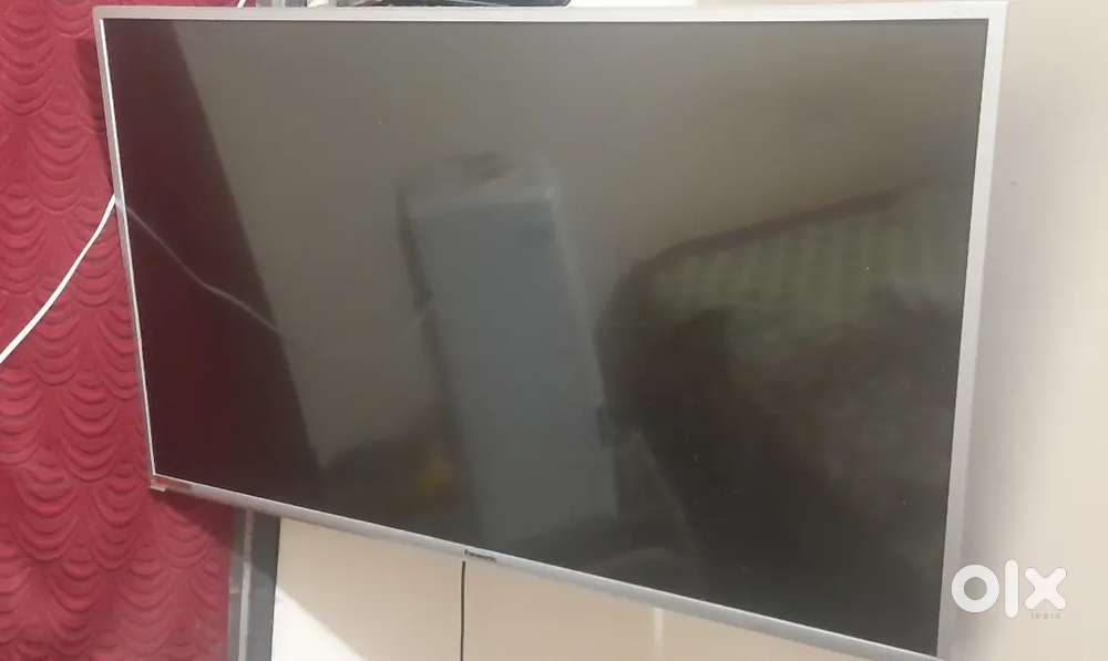 43 inch Panasonic smart tv