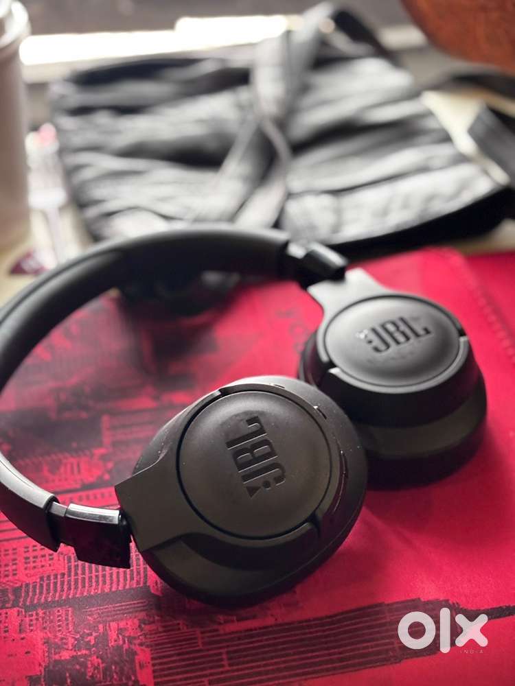 JBL 770NC Active Noise Cancellation Headphones