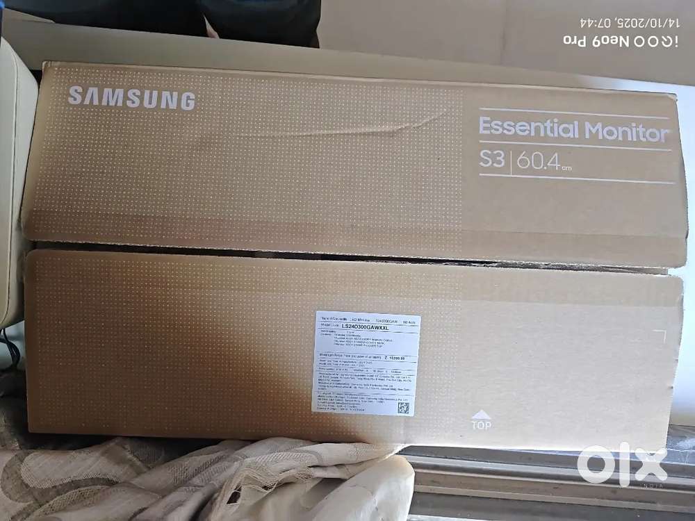 24 INCH SAMSUNG ESSENTIAL S3