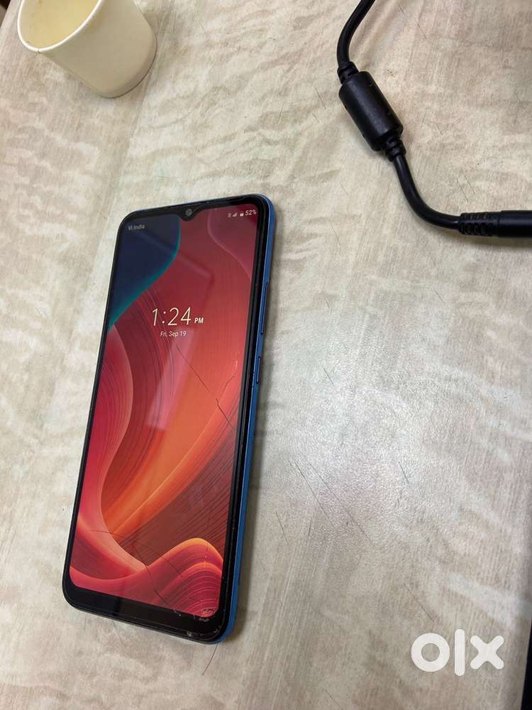 realme C11 4 / 64